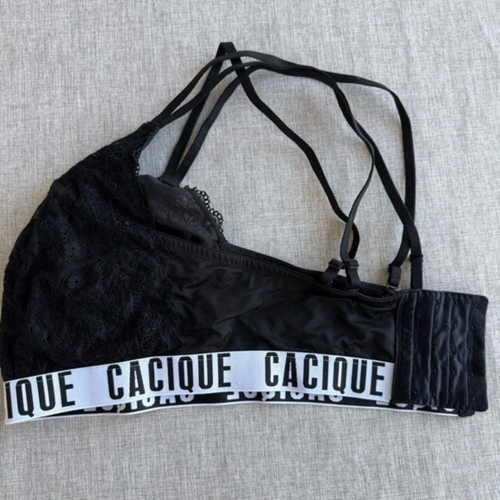 Cacique‎ Black strappy  Lace Bralette wireless size 14/16 - Picture 7 of 8